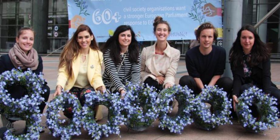 The #EPForgetUsNot action in front of the European Parliament